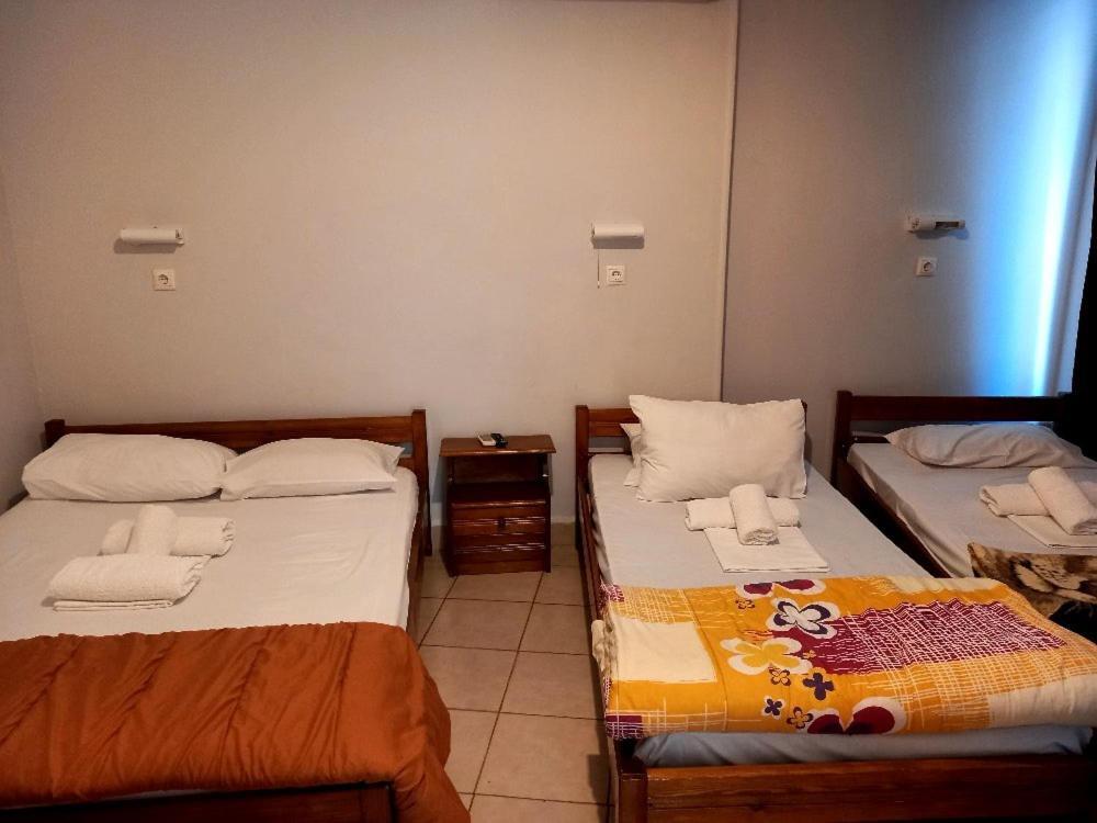 Hotel Korydallos Пирей Экстерьер фото